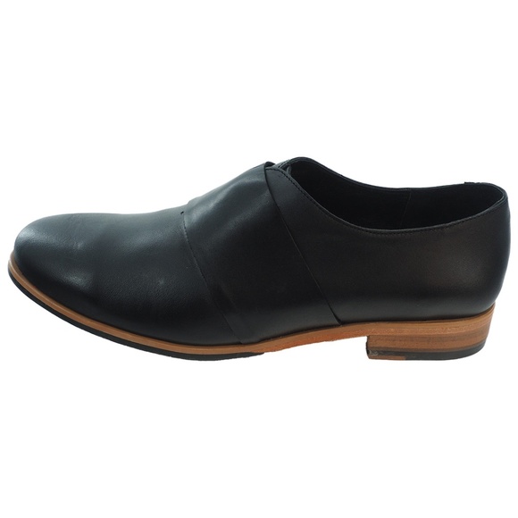 Wolverine Women's Olive Leather Loafer - Picture 2 of 10